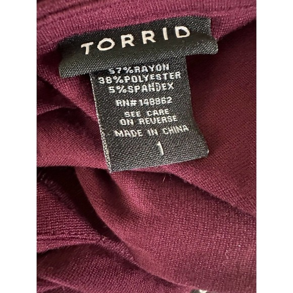 Torrid Ponte Knit Peplum Sleeveless Keyhole Back Plum Stretch Plus Size 1 1X - Picture 3 of 7